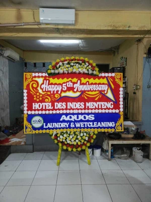 Papan Bunga di Semin Nguntoronadi