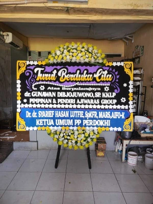 Papan Bunga di Semin Nguntoronadi